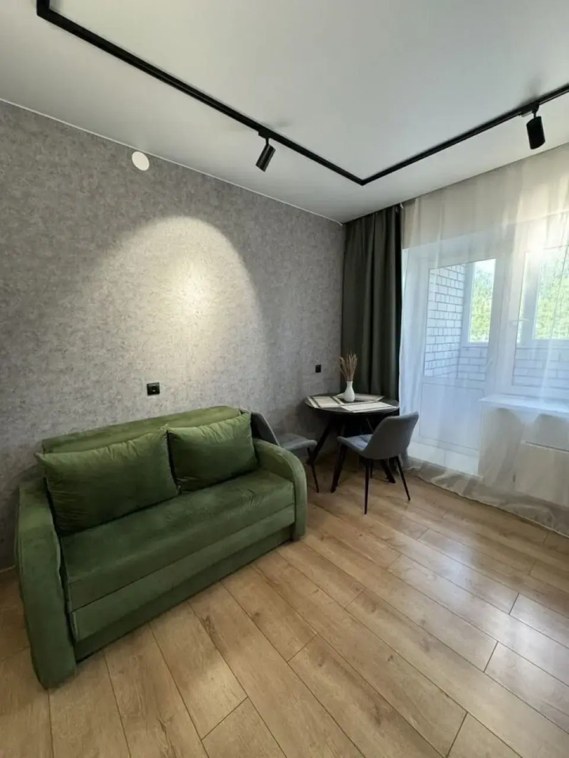 Квартира уютная рядом с метро Буpeвeстник