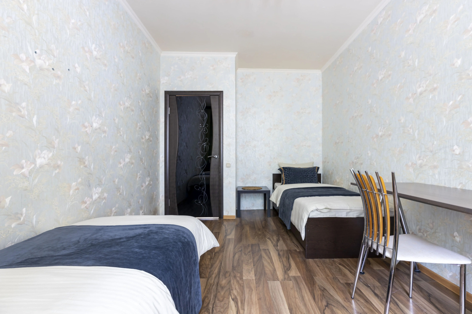 Апартаменты на Моисеенко 3 DereMRents ДереМРентс