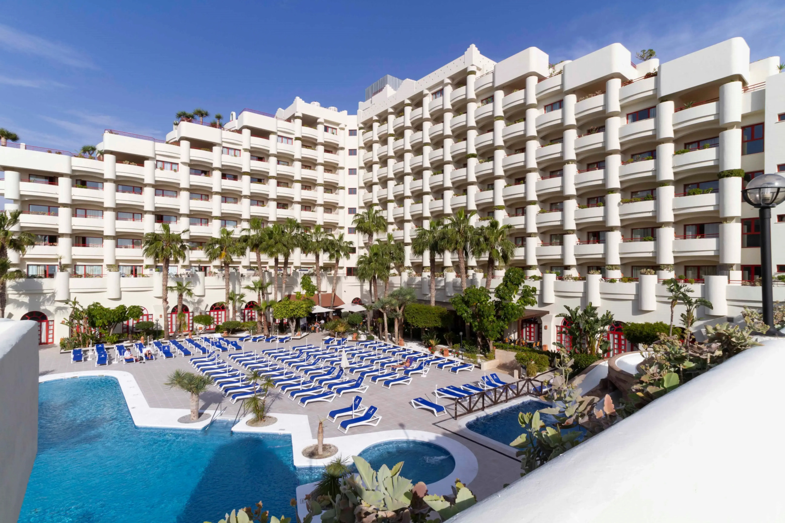 Отель Ibersol Almuñecar Beach & Spa