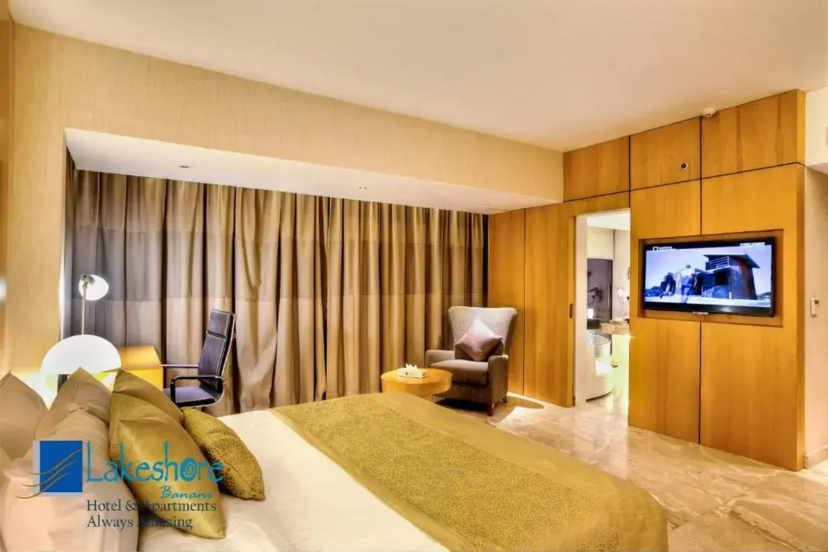 Отель Lakeshore Banani