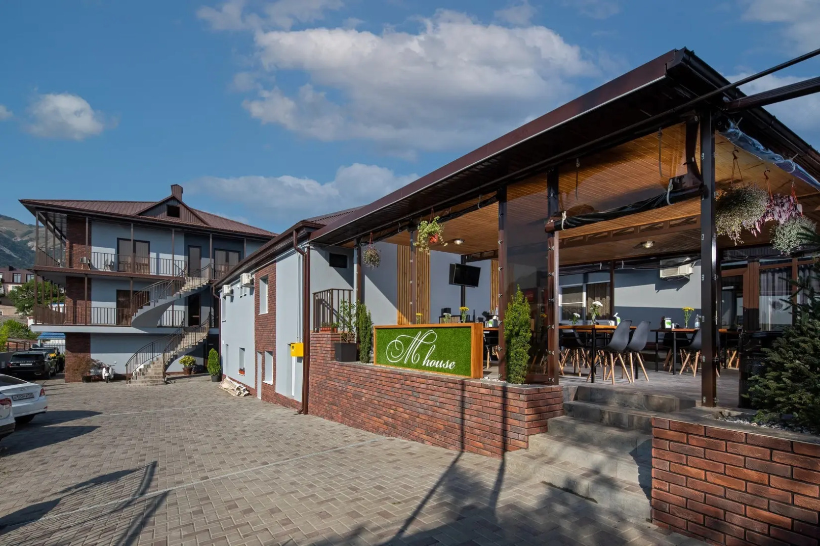 Отель М-Хаус