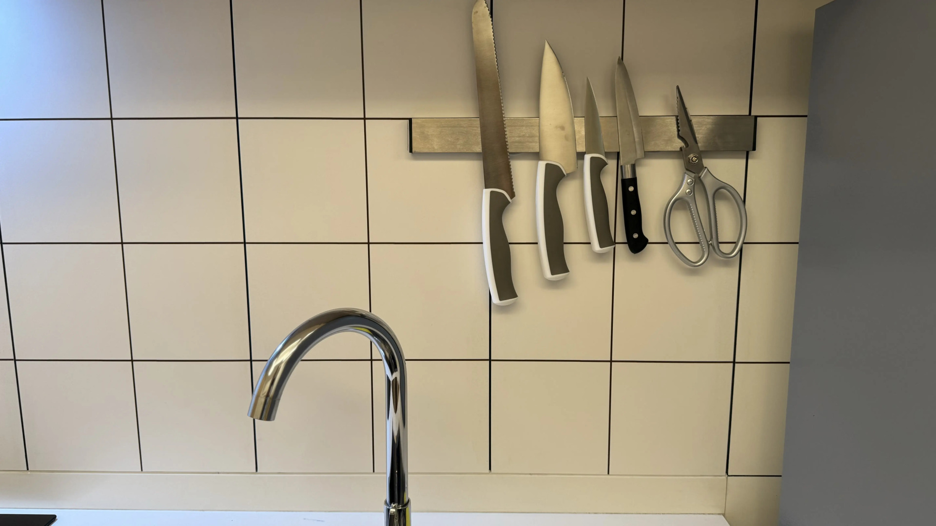 Квартира Просторная однушка у моря с бассейном и WiFi 500 мбит/с