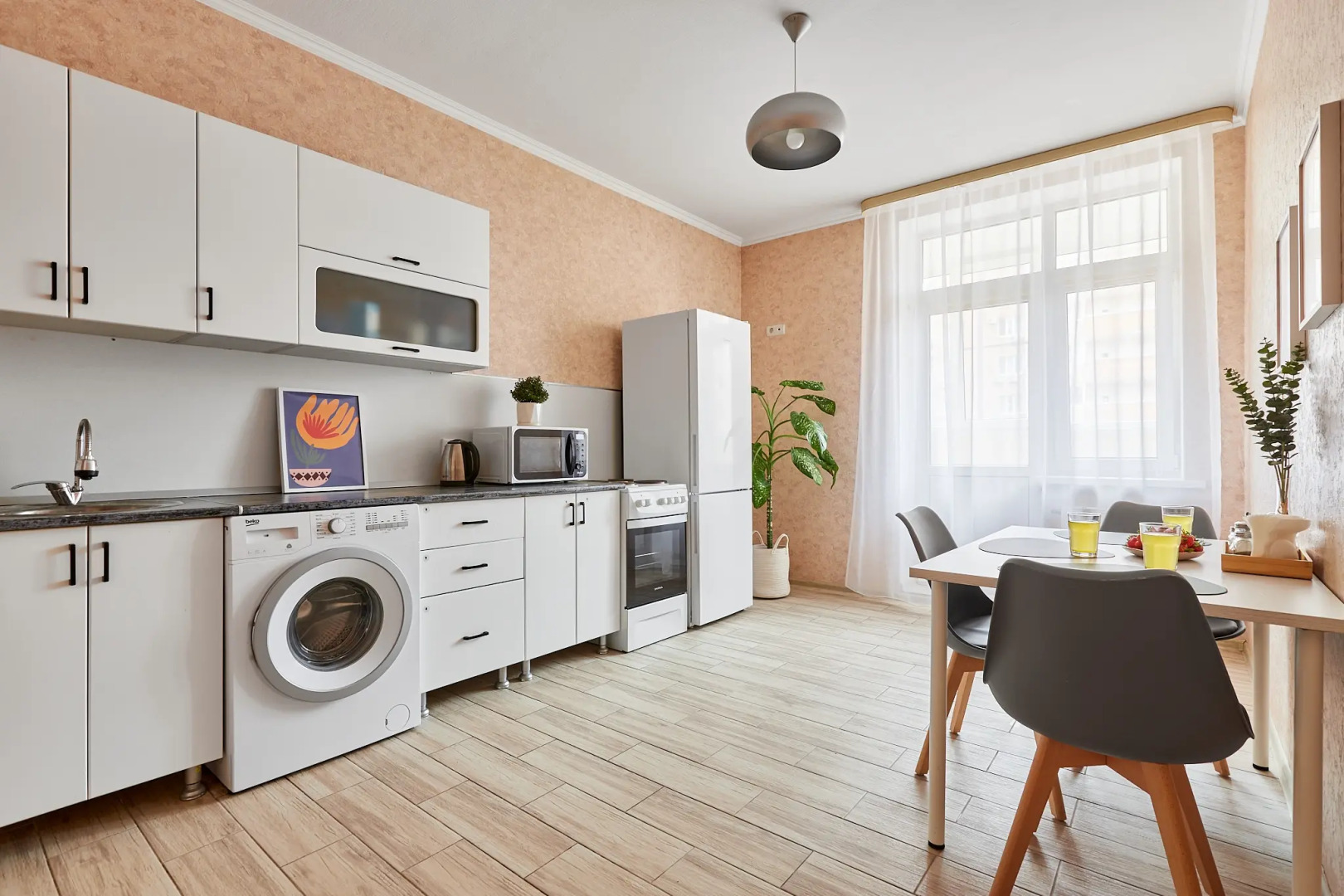 Квартира Двухкомнатная возле парка Краснодар