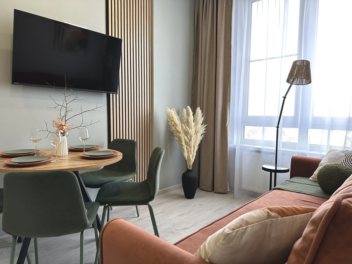 Апартаменты Двухкомнатные в Центре города 524