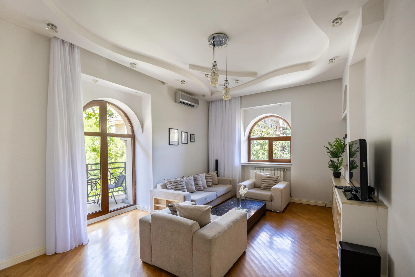 Апартаменты Односпальные с Гостиной Комнатой на Торговой улице