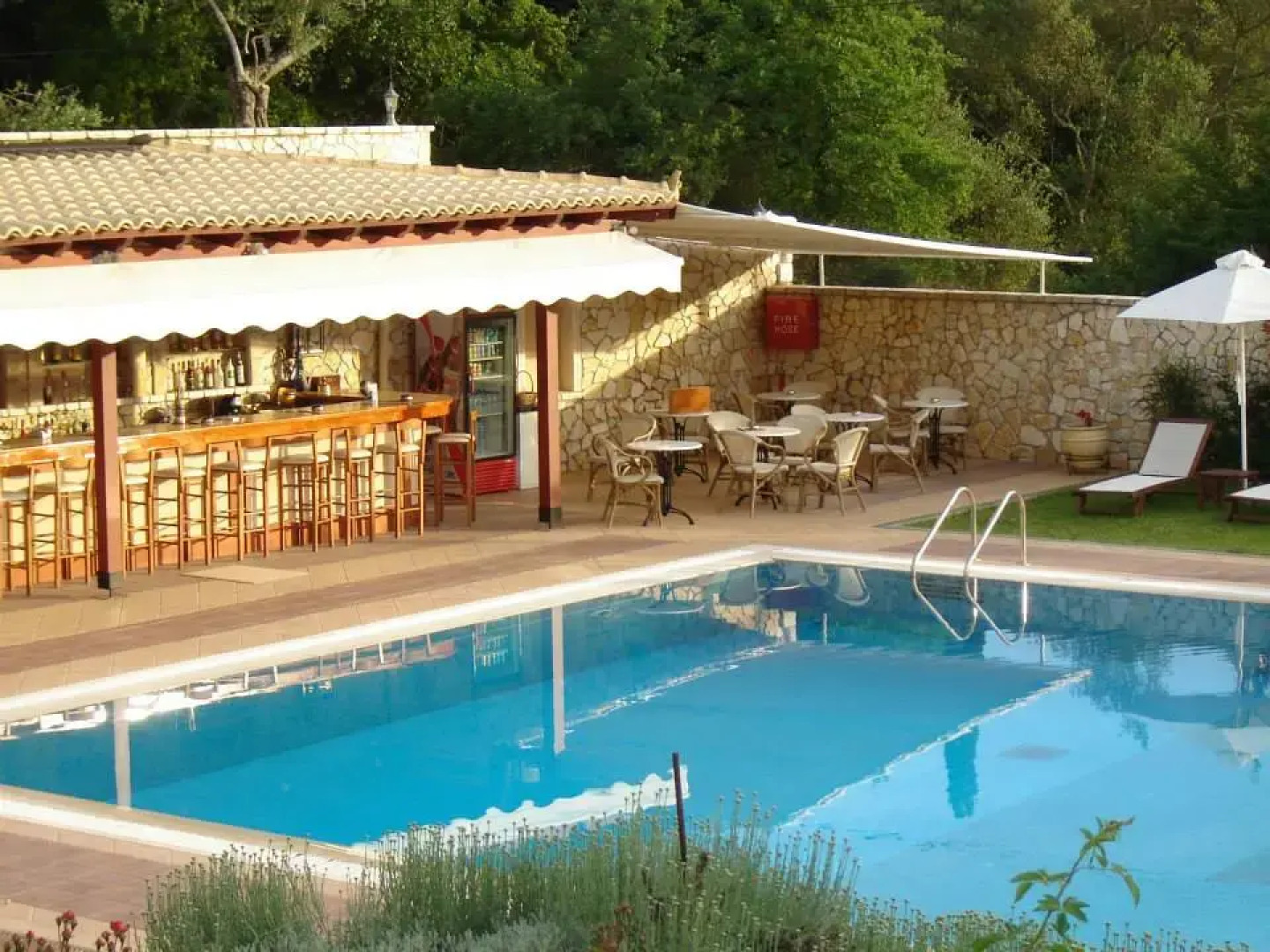 Отель Paradise Inn