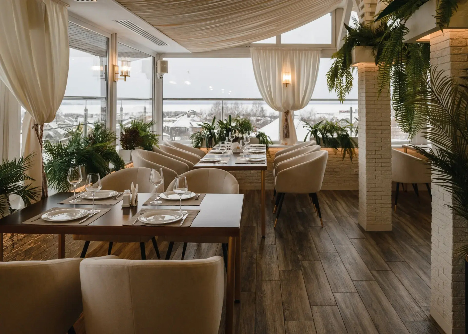 Отель Виктория Плаза