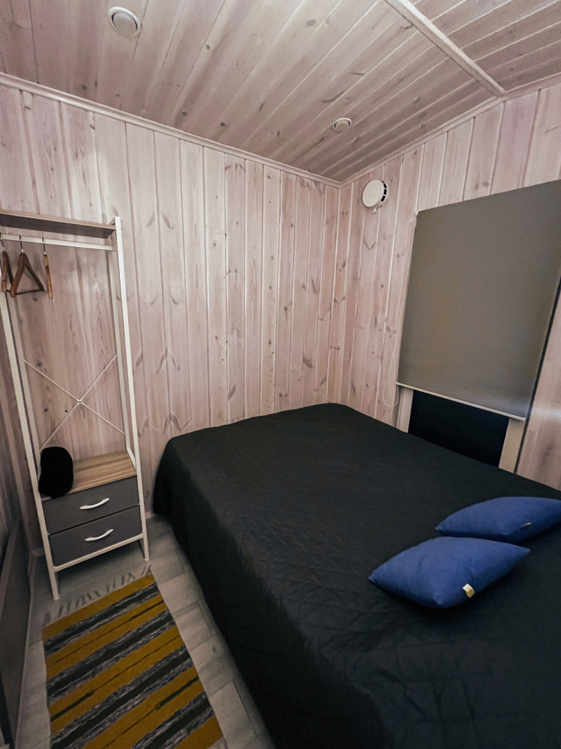 Частный дом  Belov House  с панорамным остеклением у леса