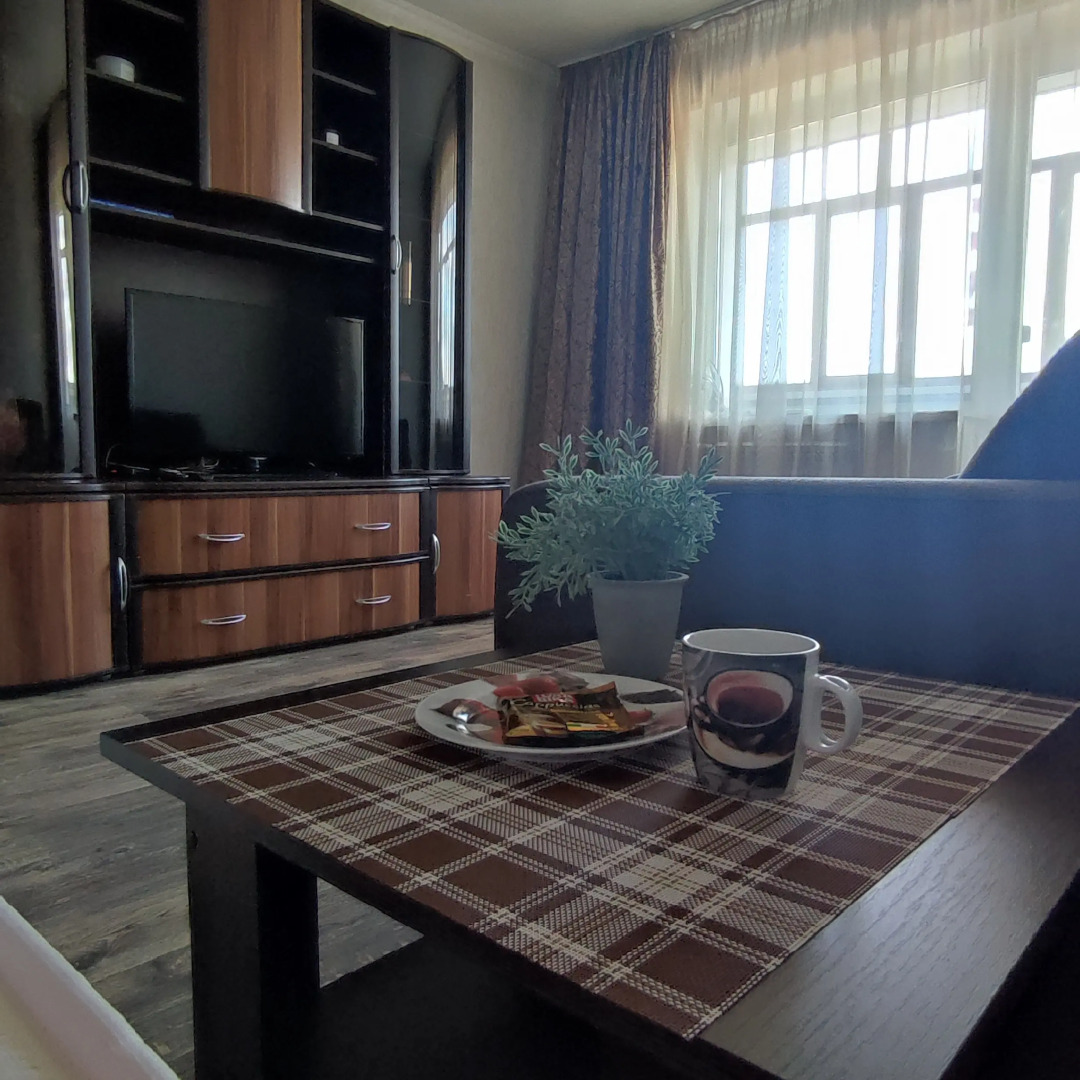 Квартира Двухкомнатная квартира на Радужном