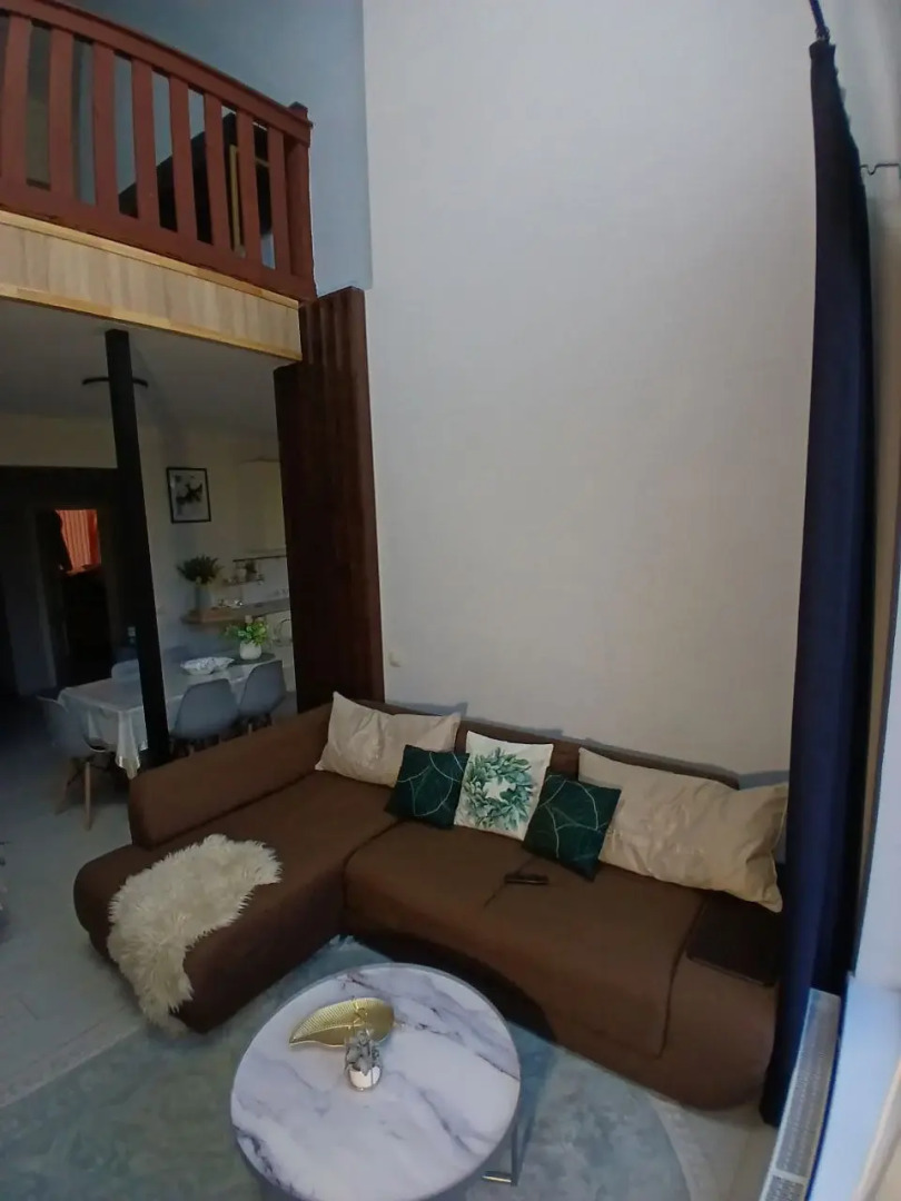 Частный дом на улице Возрождения 120