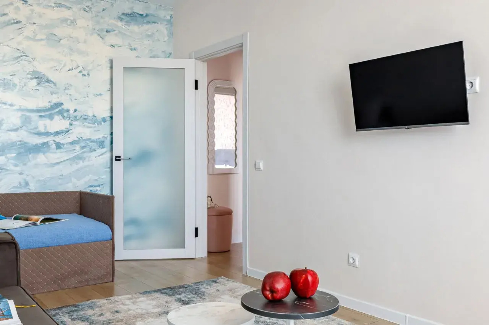 Квартира Пространство на Жириновского 1