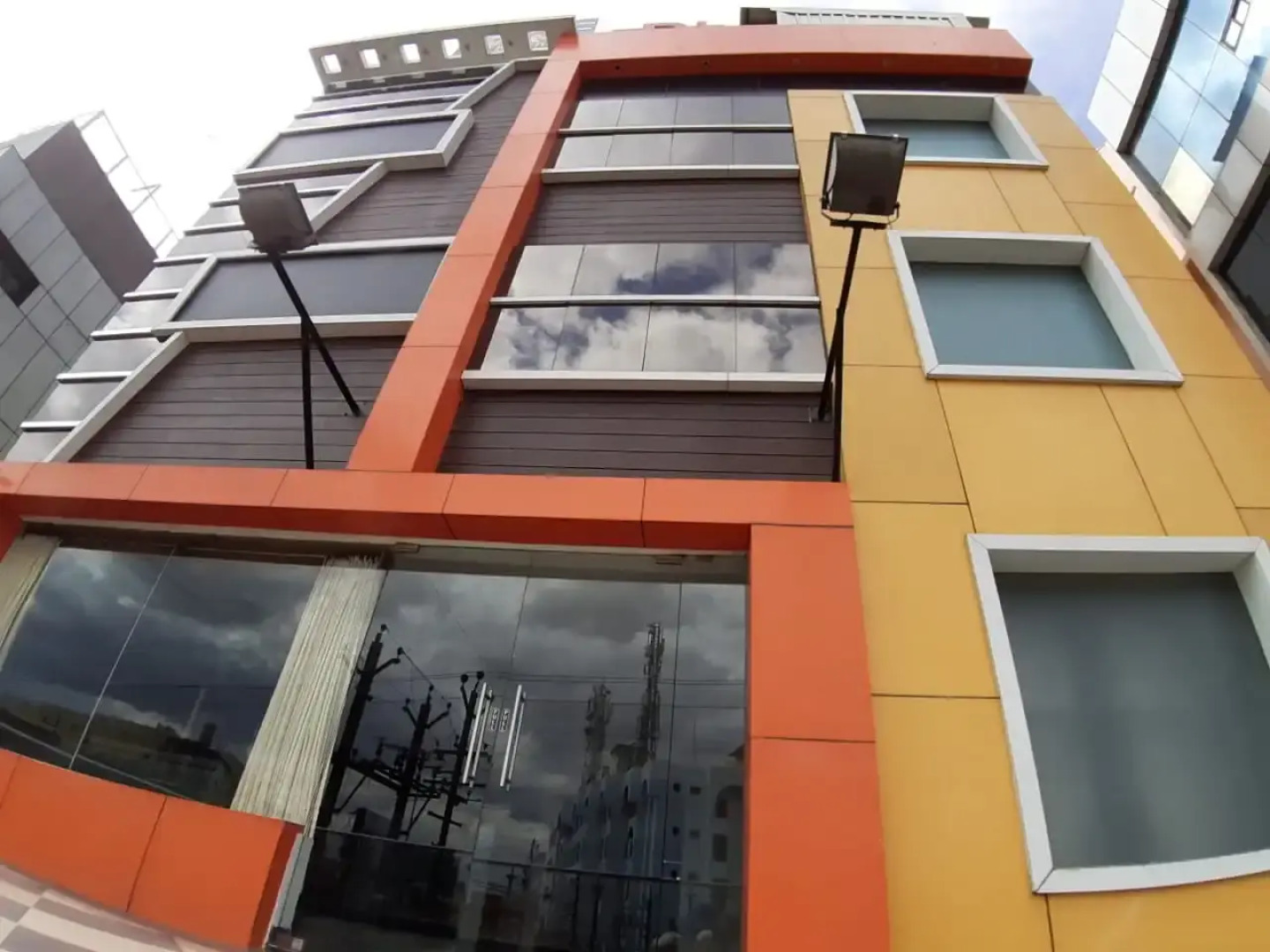 Отель D Park Inn Annexe