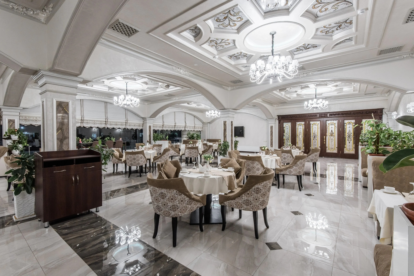 Отель Huayue Mansion