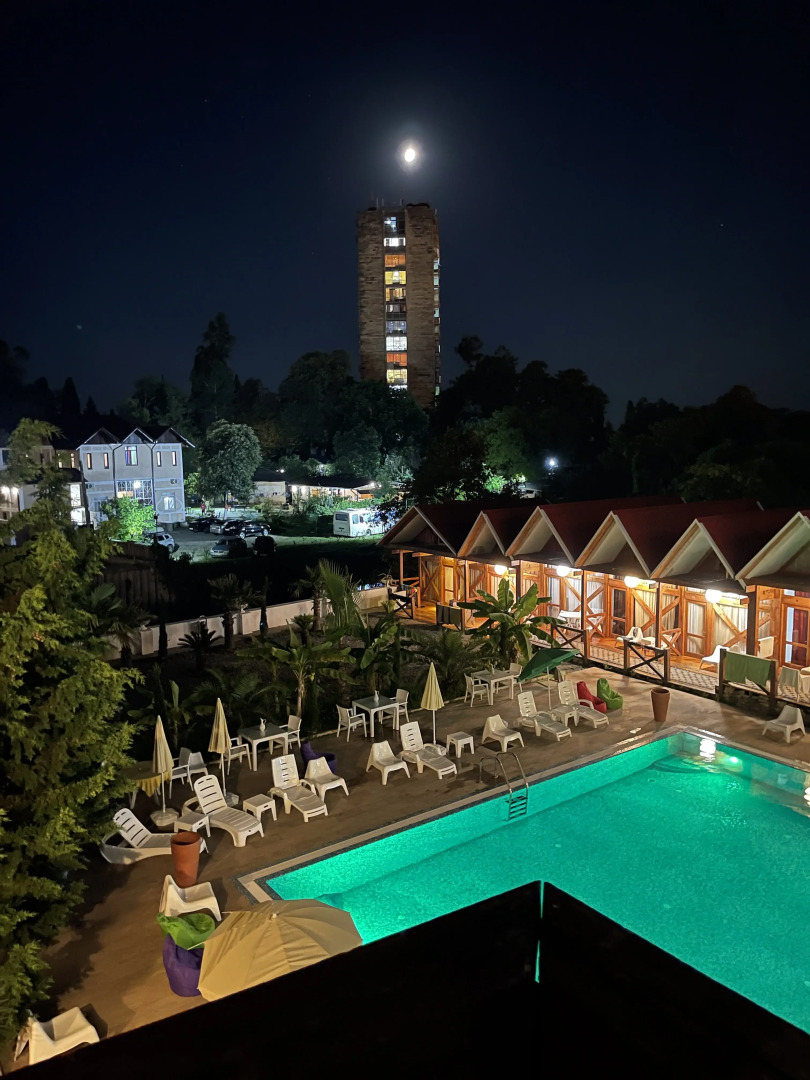 Гранд Отель Сухум