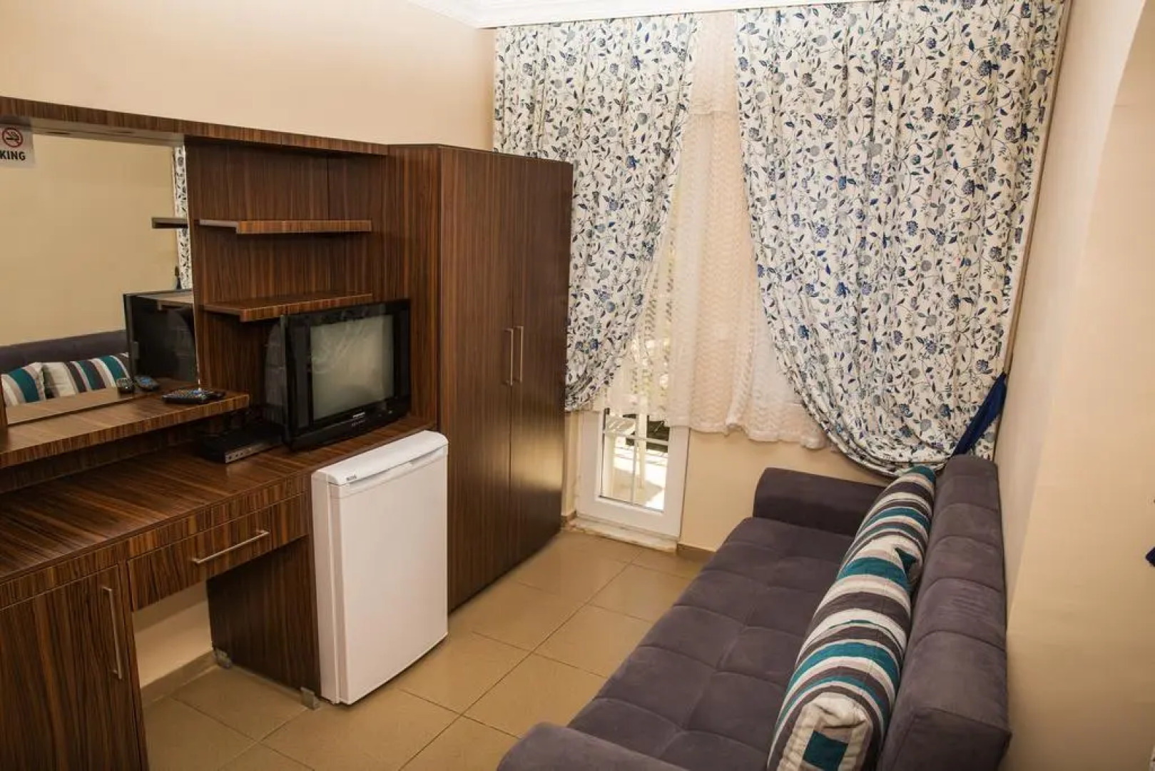 Отель Palme Royal