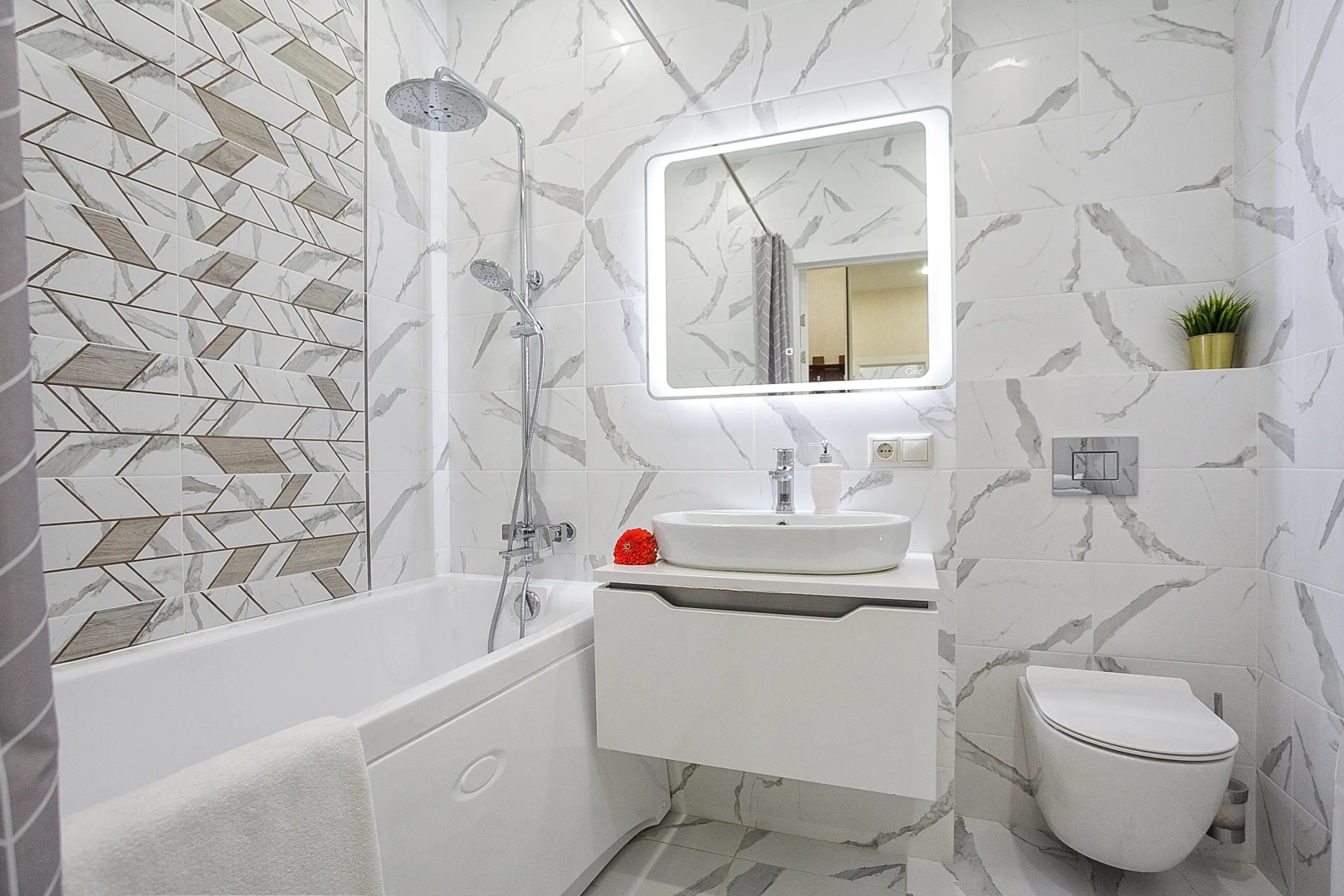 Апартаменты Зазеркалье Приморский Парк Ялта