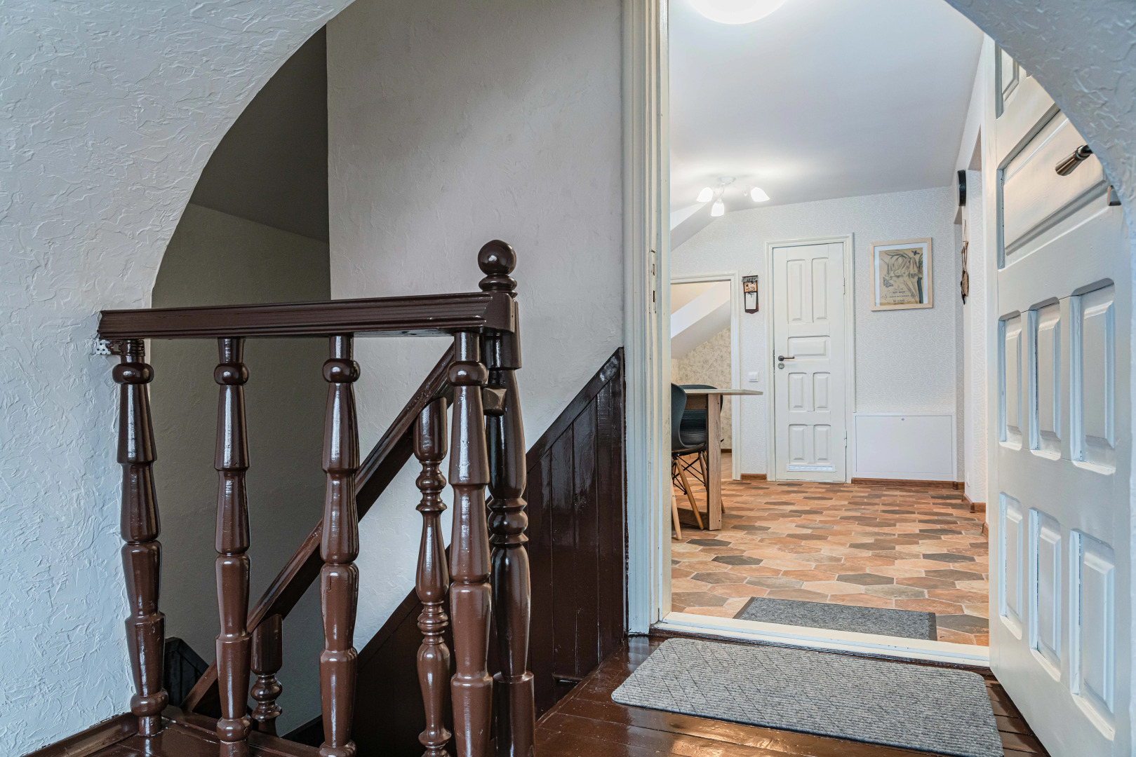 Квартира Трехкомнатная Московская 12