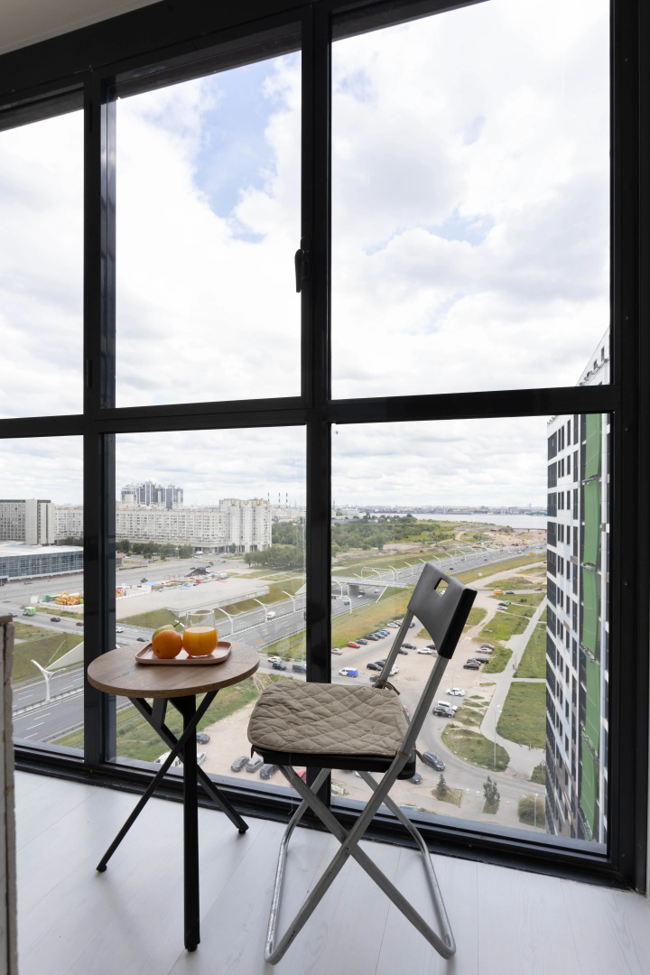 Апартаменты с Видом на Реку Нева