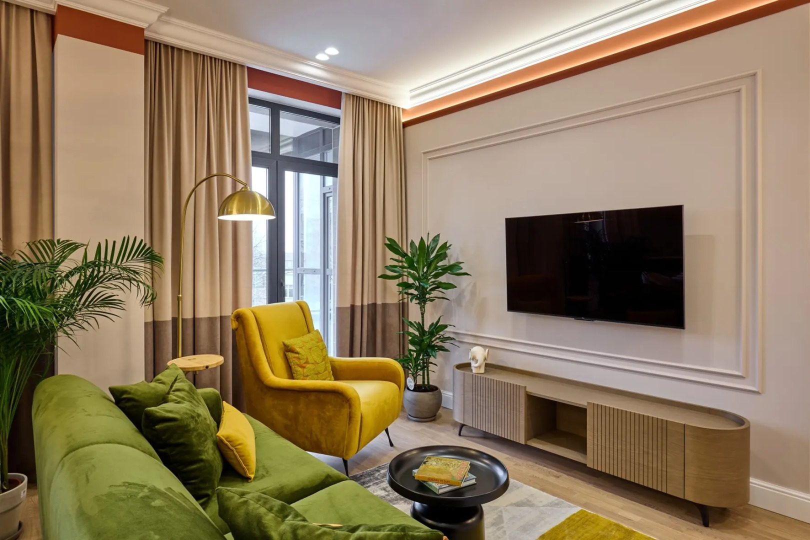 Апартаменты ЕвроУют Уникальные яркие дизайнерские