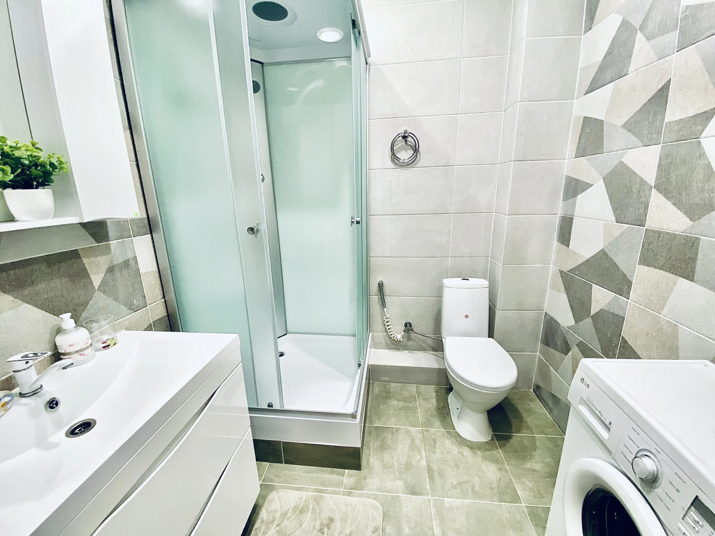 Квартира Уютная однокомнатная с видом на парк и озеро