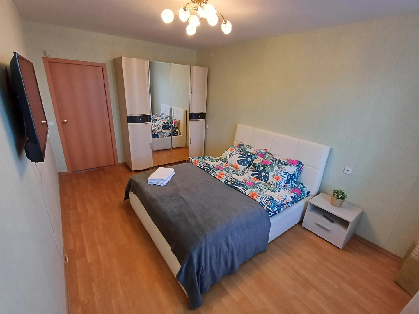 Апартаменты Чайка House на Волжская Набережная д.21