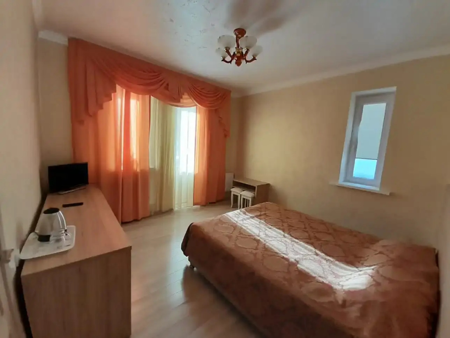 Отель Вираж