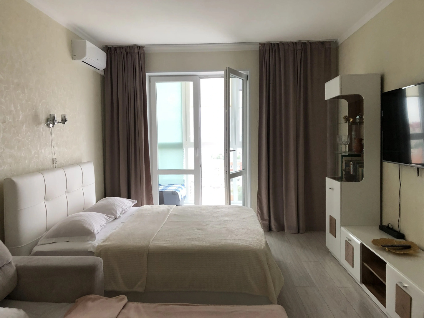 Апартаменты Современная Квартира Рядом с Верхним Озером