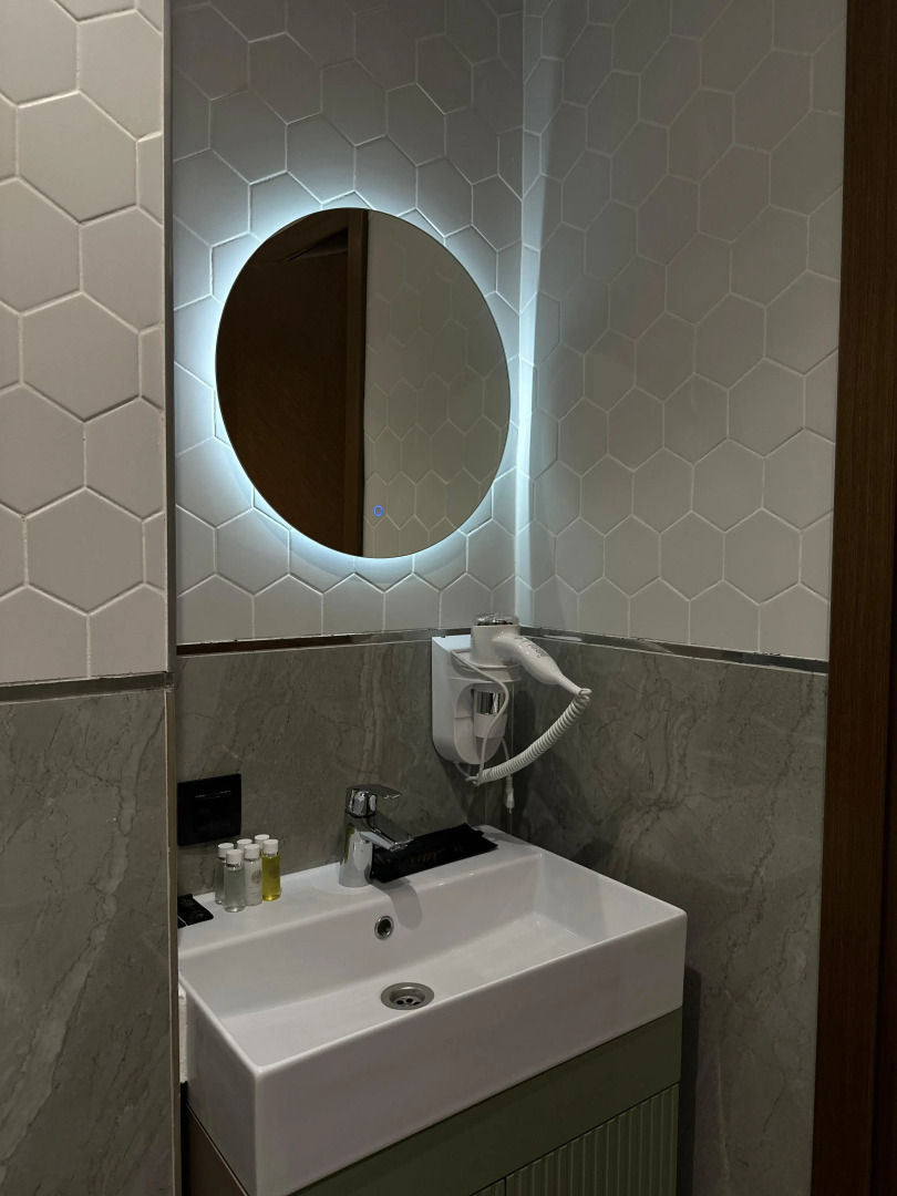 Отель Set Sail Hotel