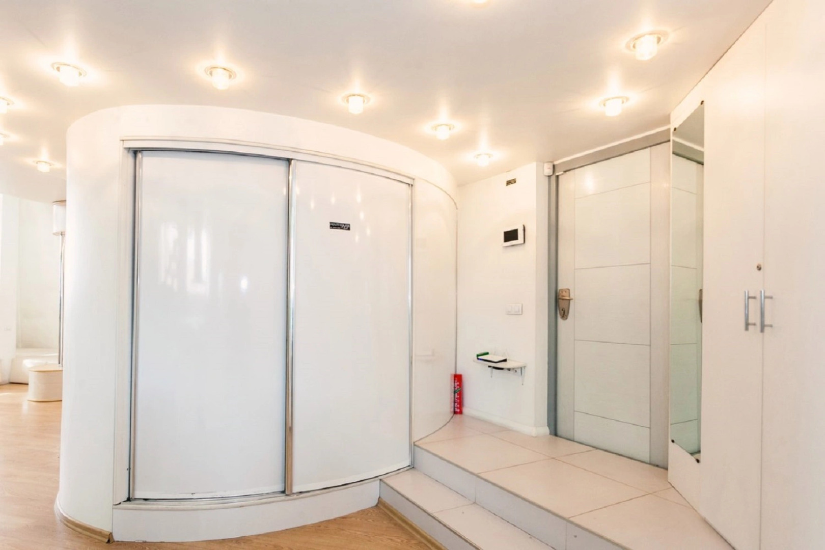 Апартаменты Роскошный Пентхаус на Взлетке