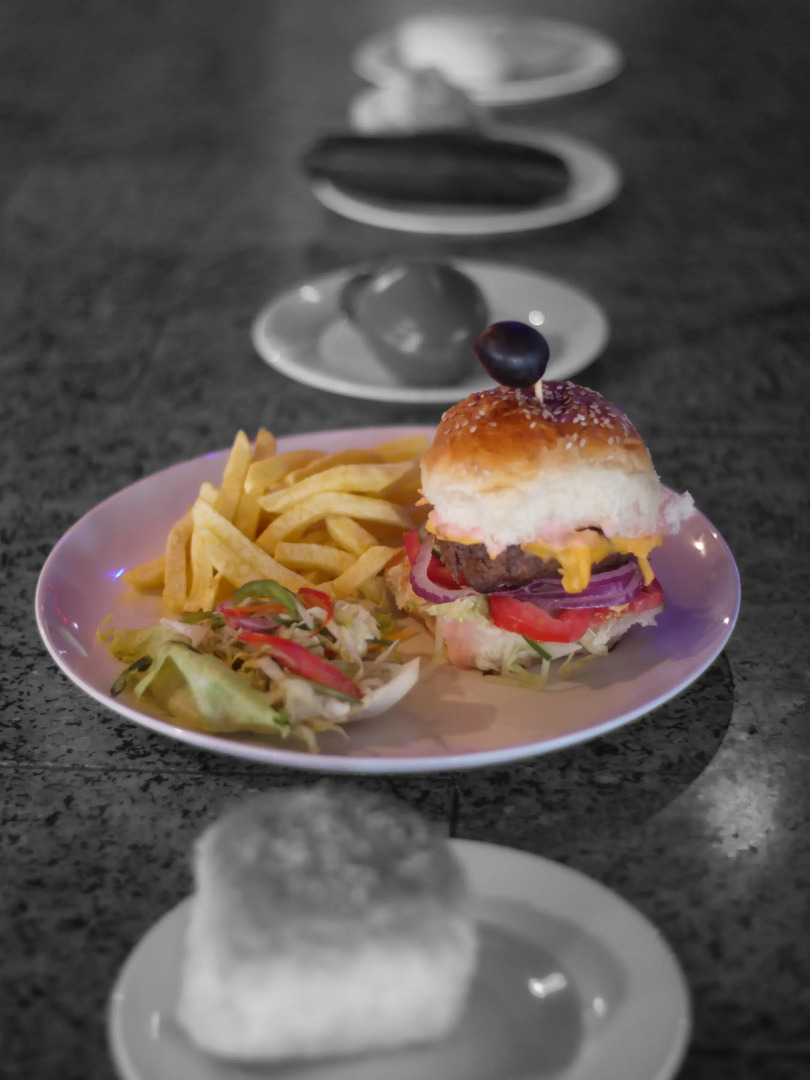 Курортный отель Serene Beach Resort