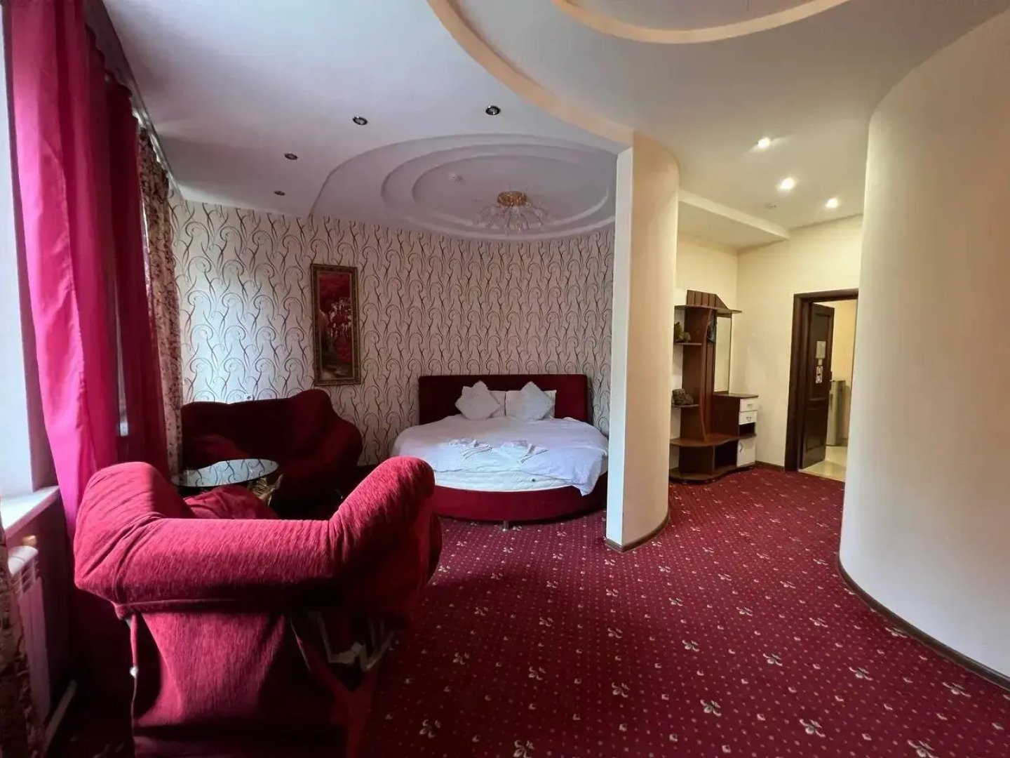 Отель Автор