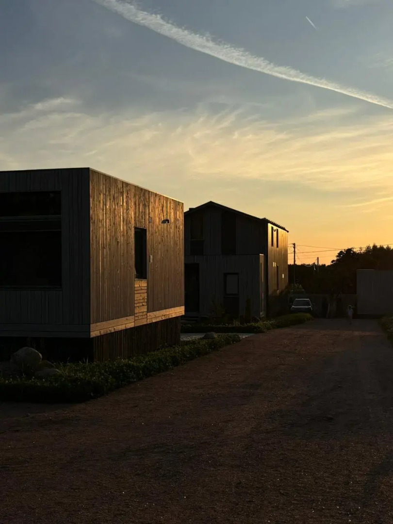 Отель Klever Village