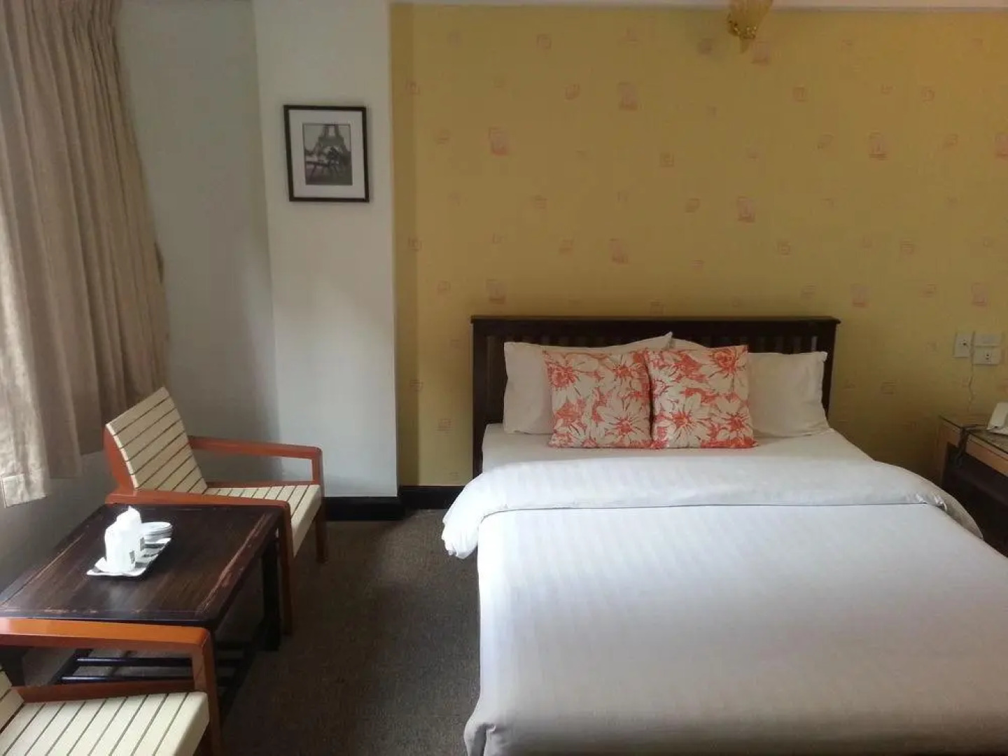 Hotel Crown BTS nana