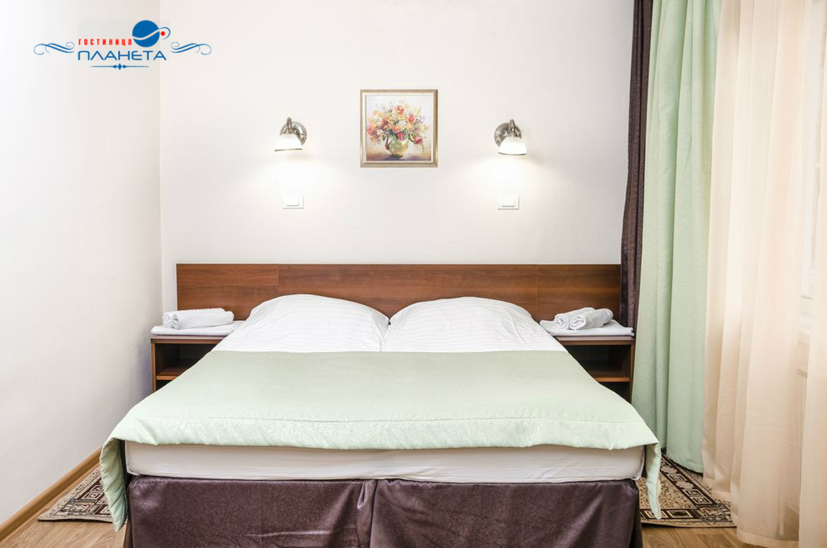 Отель Планета