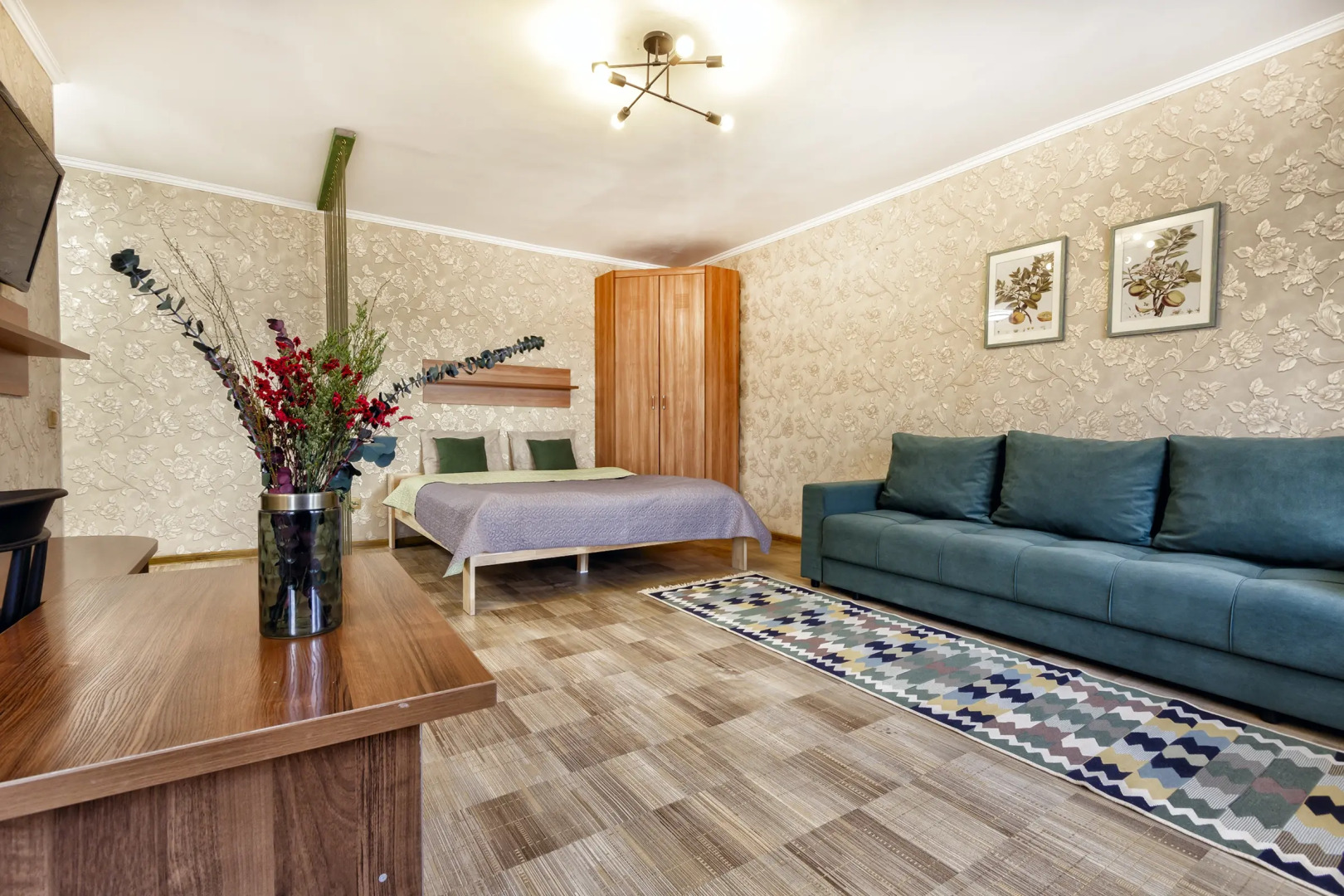 Апартаменты в самом центре города Абылай Хана 147