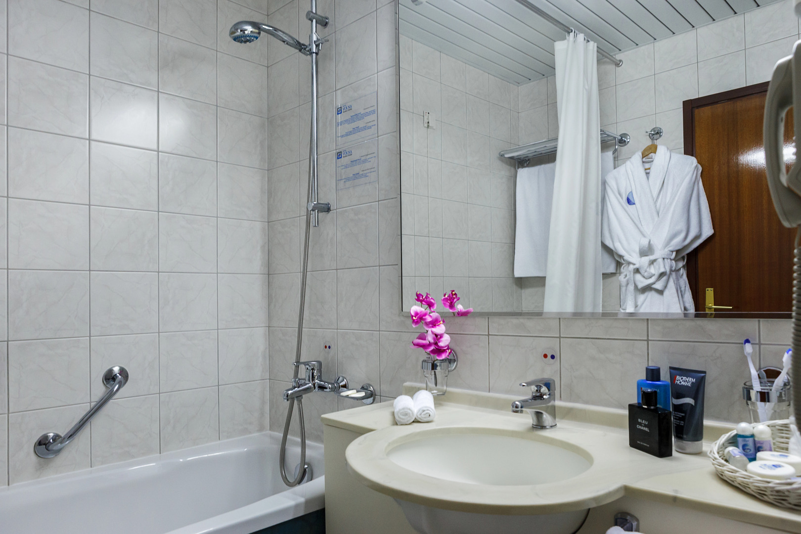 Гостиница Волна