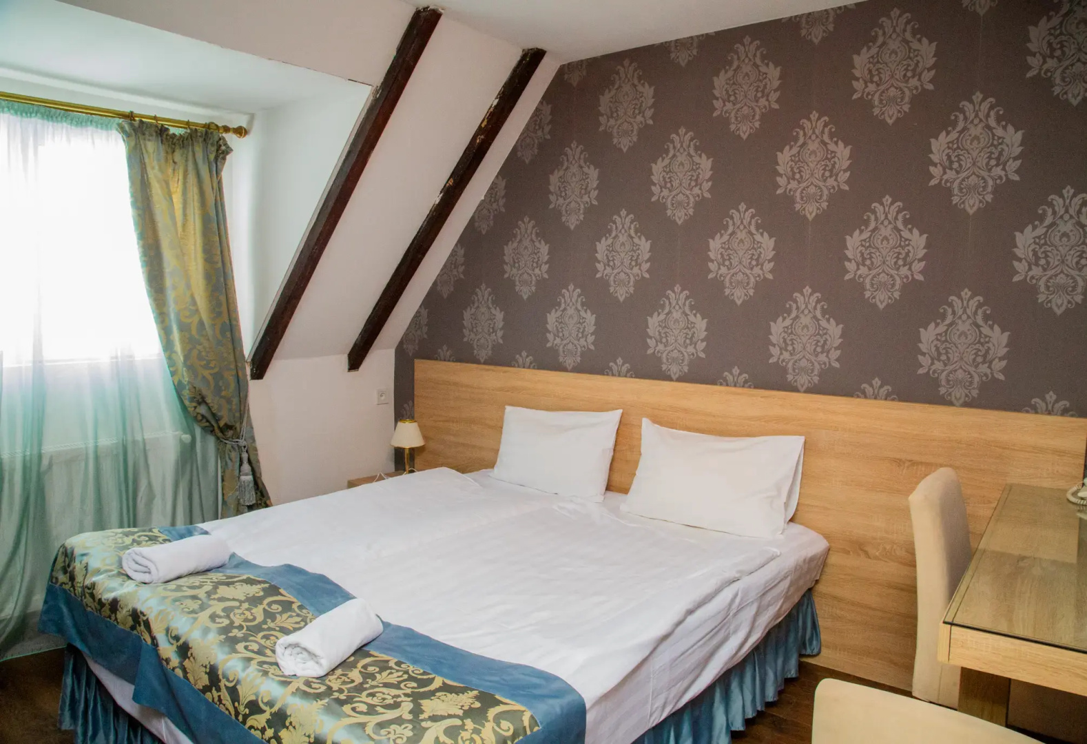 Отель Edelweiss Hotel