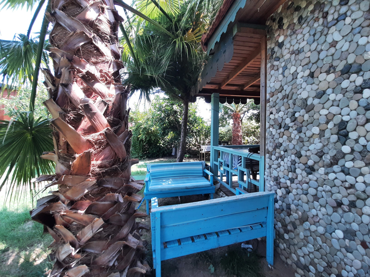 Bed&Breakfast Flora Pansiyon