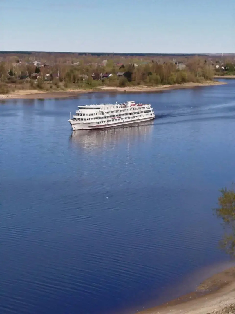 Квартира Трехкомнатная квартира с видом на Волгу