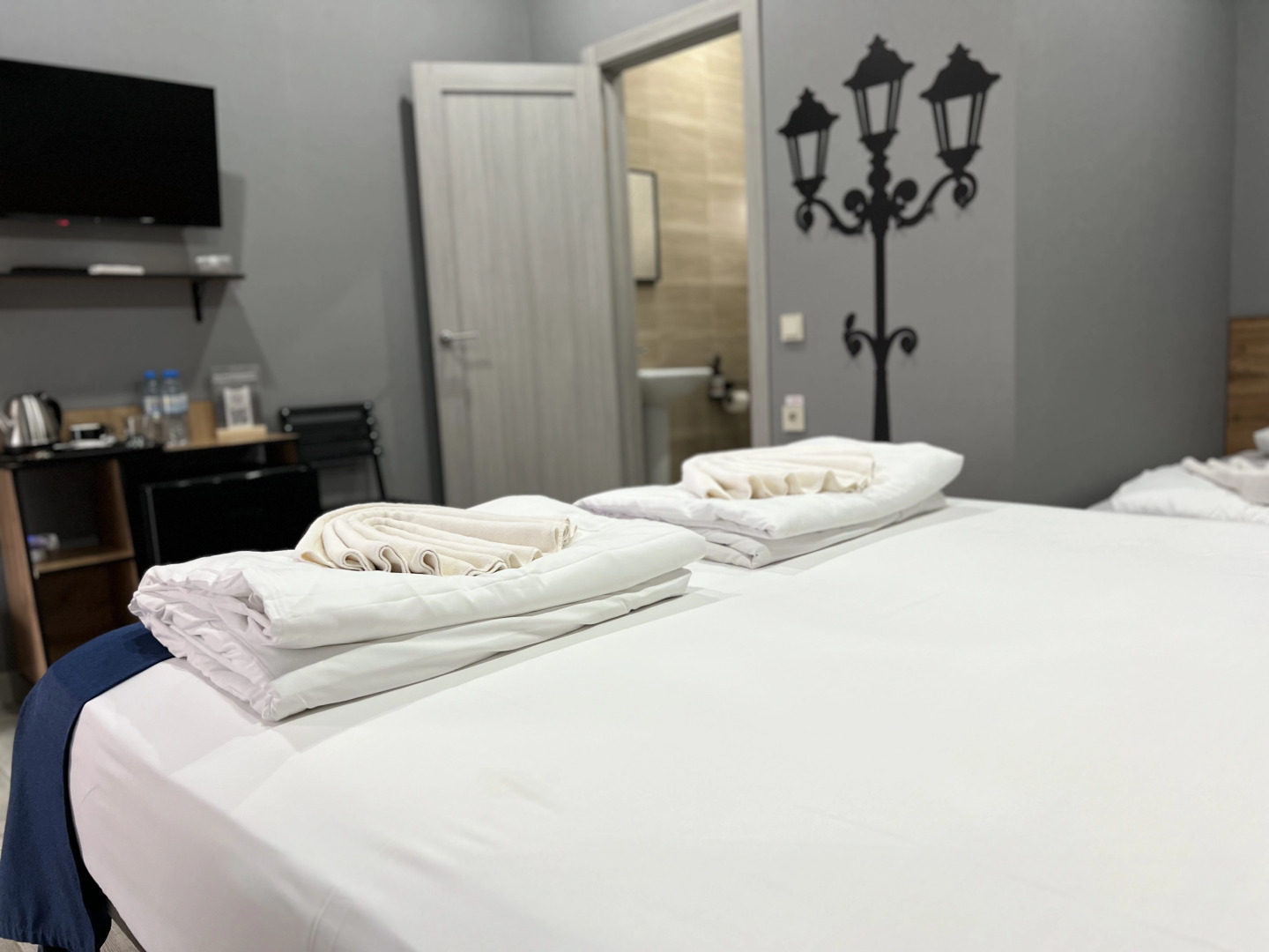 Отель Астонит