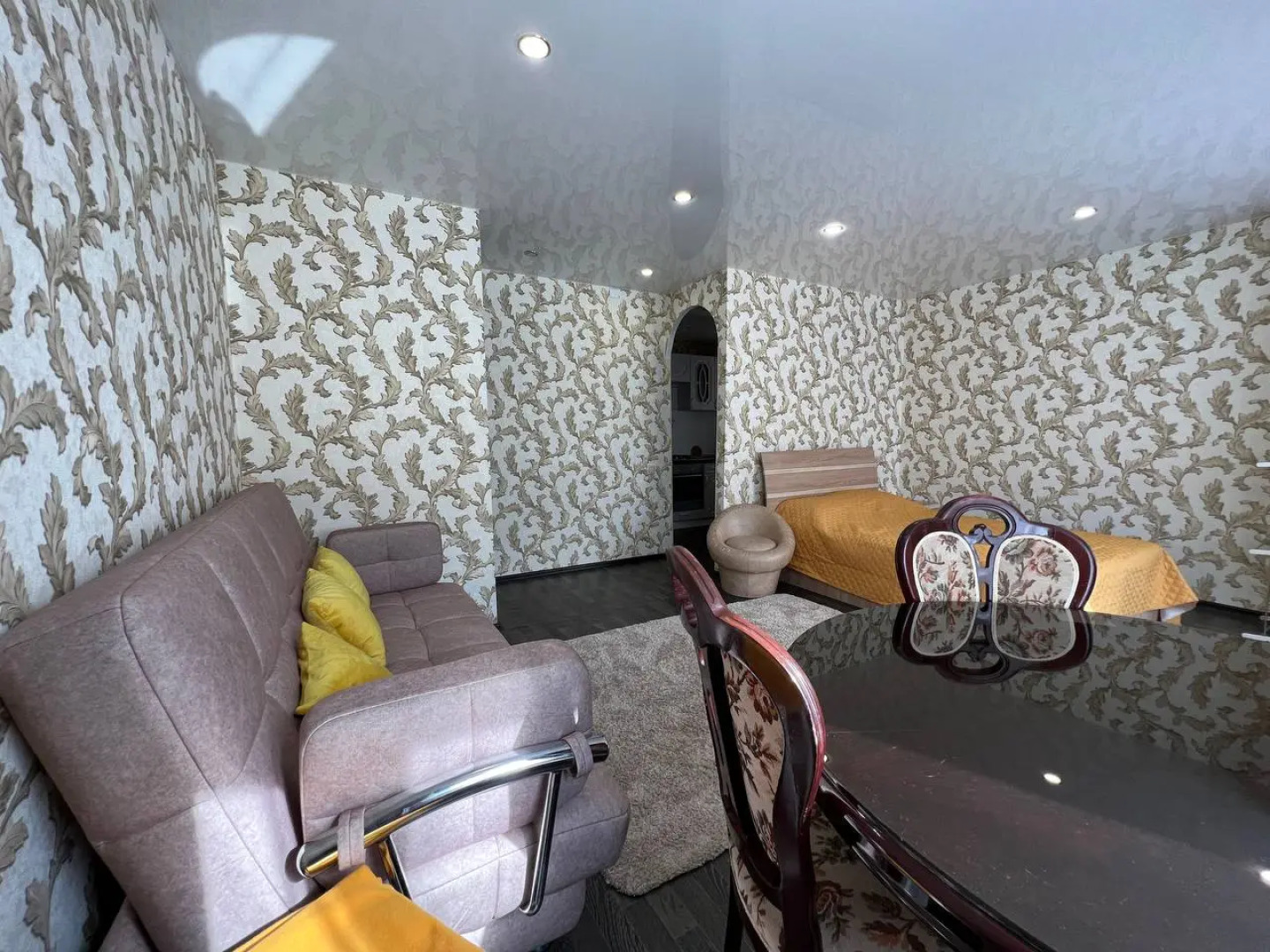 Уютная Квартира в Историческом Центре Города