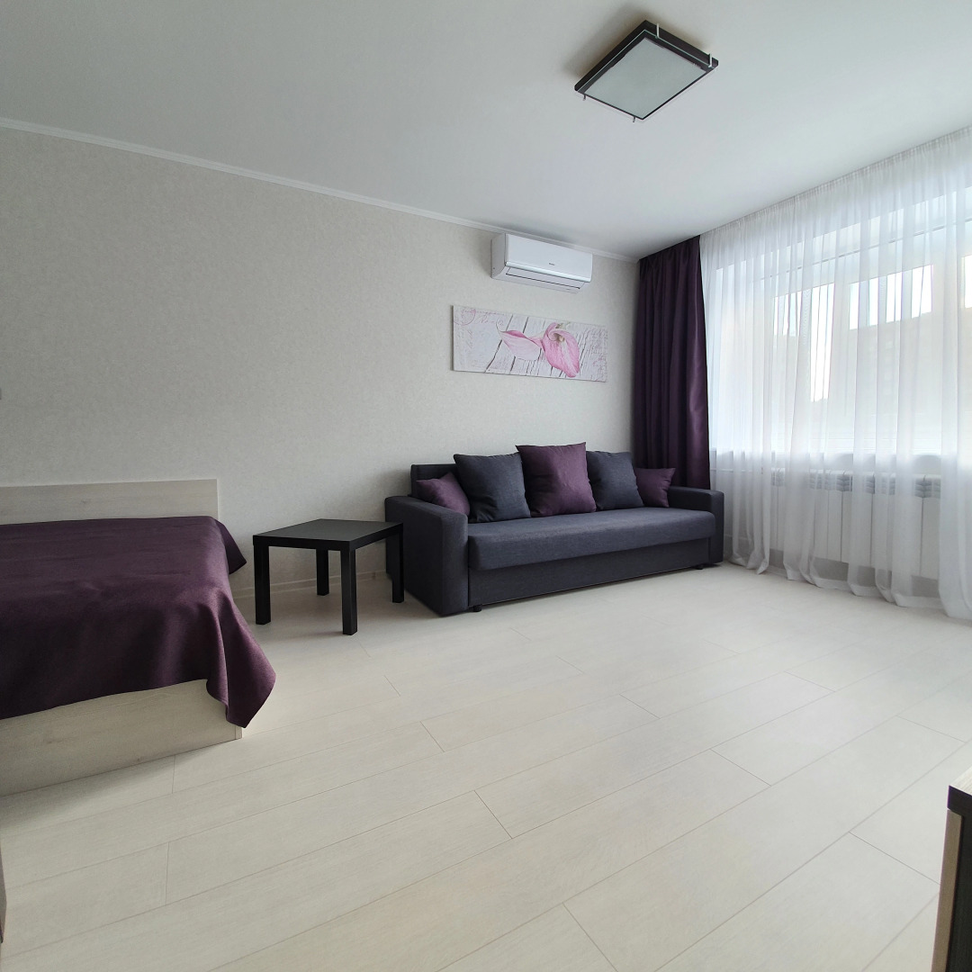 Апартаменты BeHappy Хоружей 16