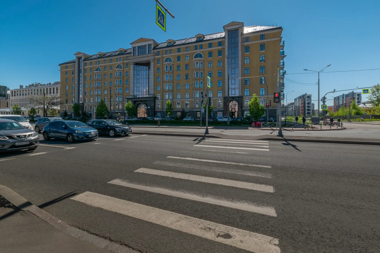 Квартира Лиловая студия на набережной Обводного канала