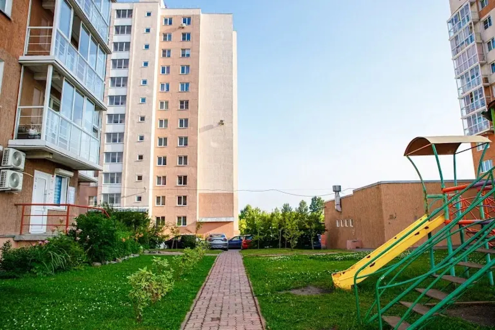 Апартаменты Двухкомнатные на Свободы 35