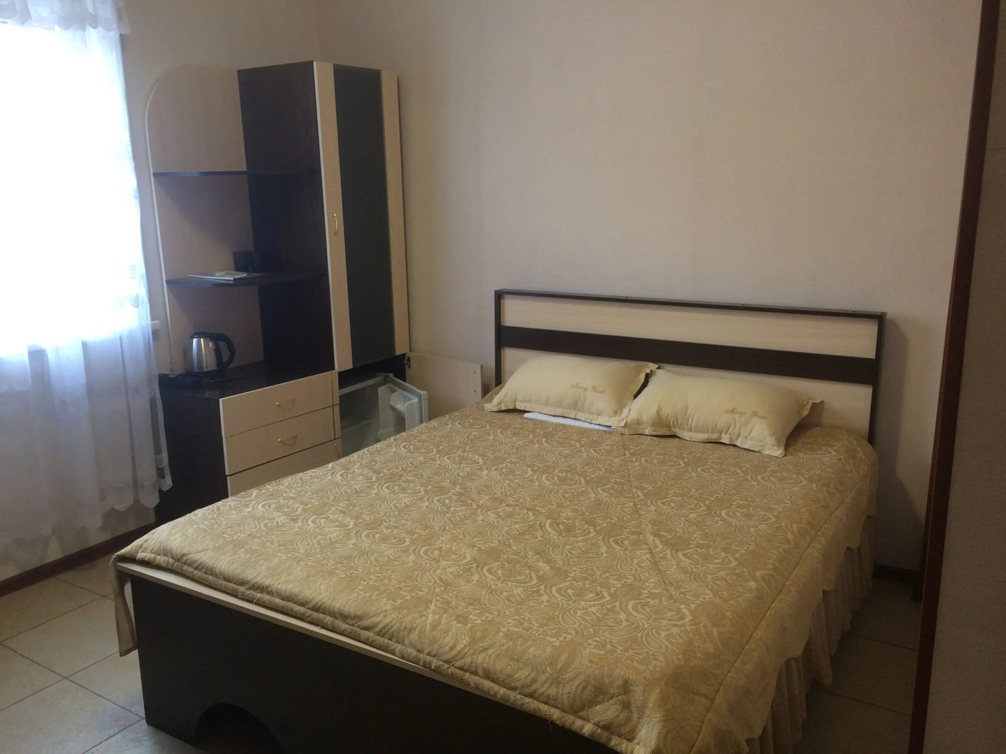 Отель Белый камень