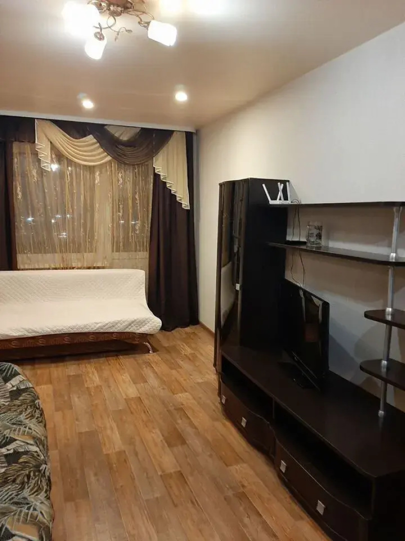 Квартира на проспекте Победы 1