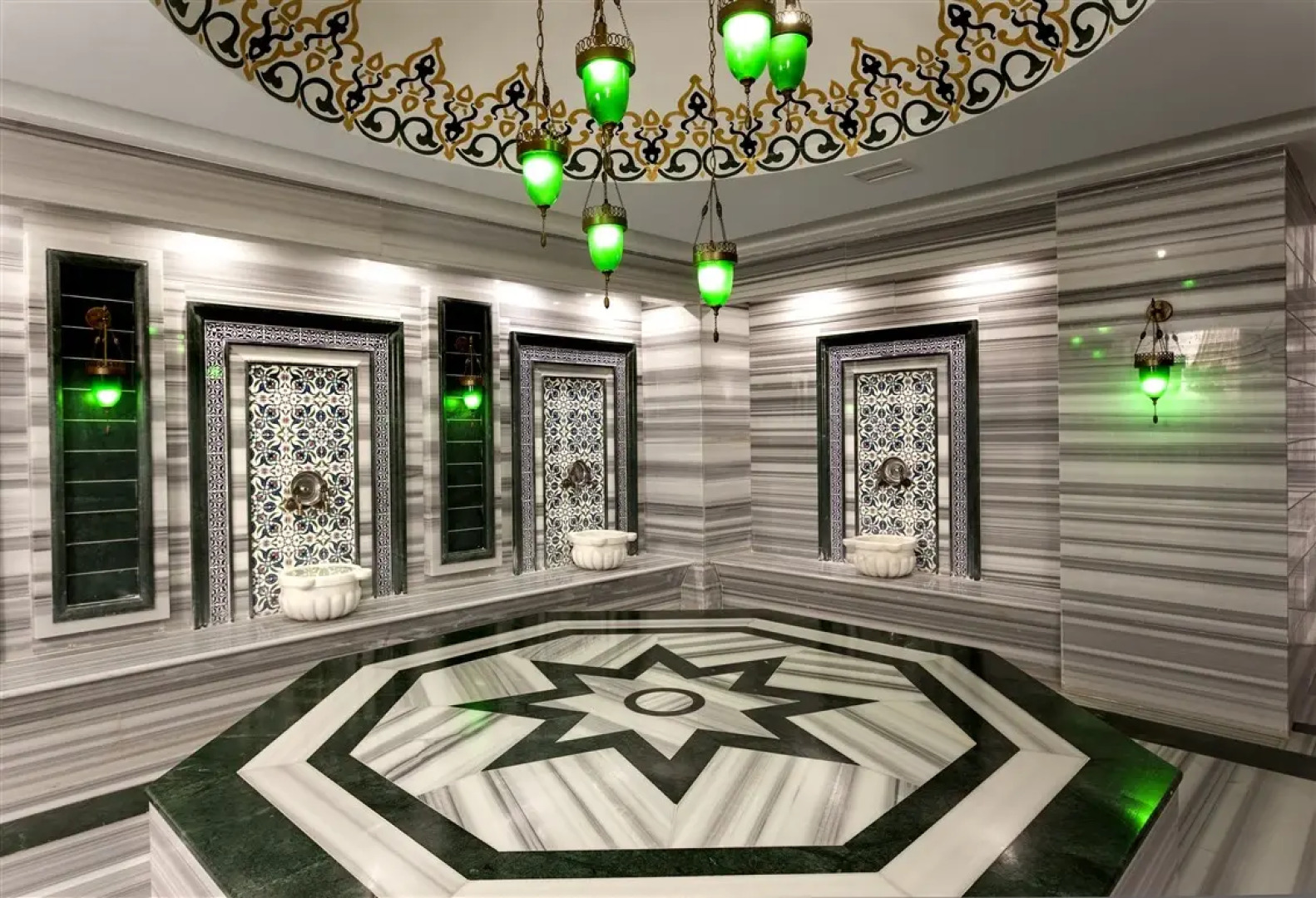 Отель Karmir Resort  & SPA