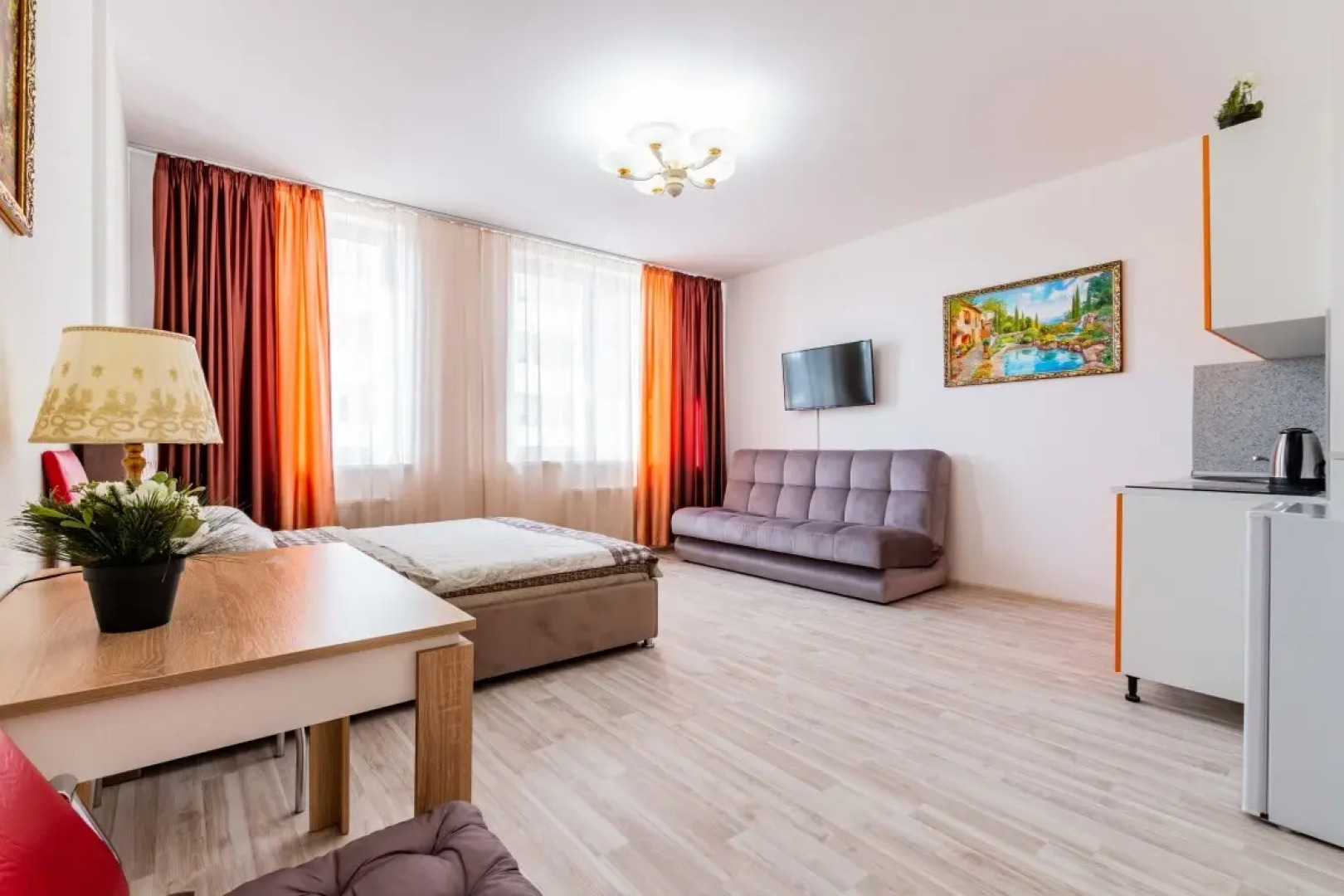 Апартаменты Монблан DreamHouse Крестинского 35 А