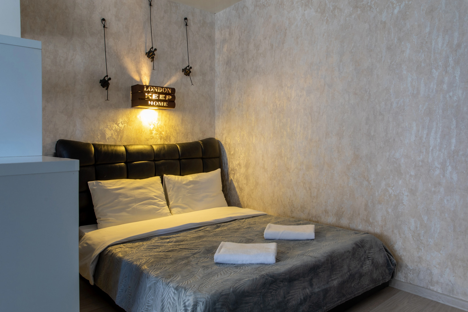 Апартаменты O.G.N.I. проспект Океанский, д. 100