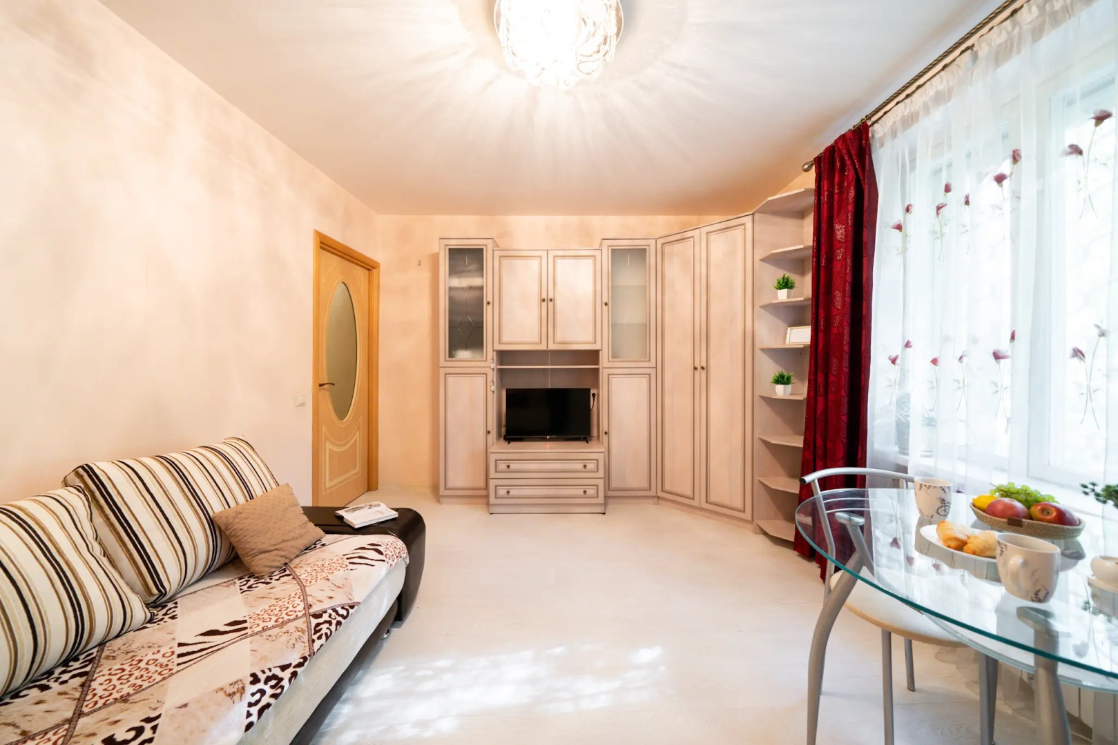 Квартира Стильная двухкомнатная квартира Natali apart на метро Зюзино